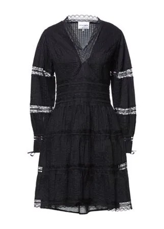 Короткое платье