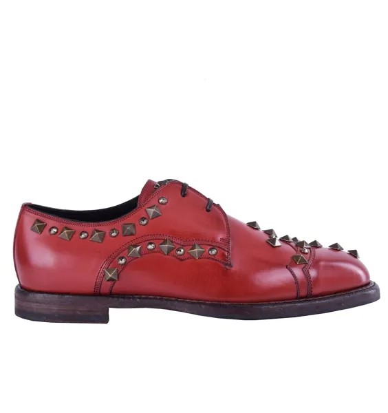 DOLCE - GABBANA Однотонные туфли дерби с шипами и стразами красного цвета 04666