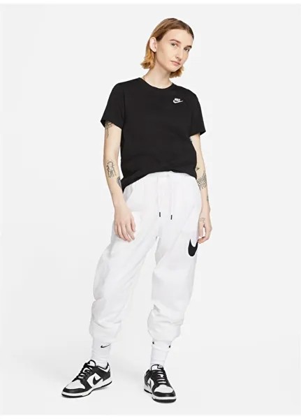 Черная, серая и серебряная женская футболка с круглым воротником Nike