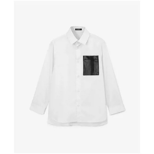 Рубашка свободной формы с контрастным карманом белая Gulliver, размер 122, модель 222GPBMC2301