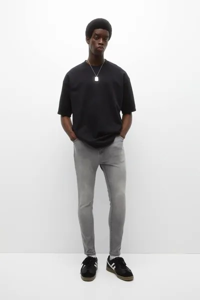 Базовые джинсы морковного кроя Pull&Bear, темно-серый