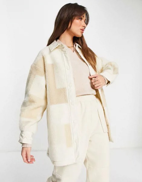 Кремовая куртка из искусственной овчины в стиле пэчворк Levi's-Белый