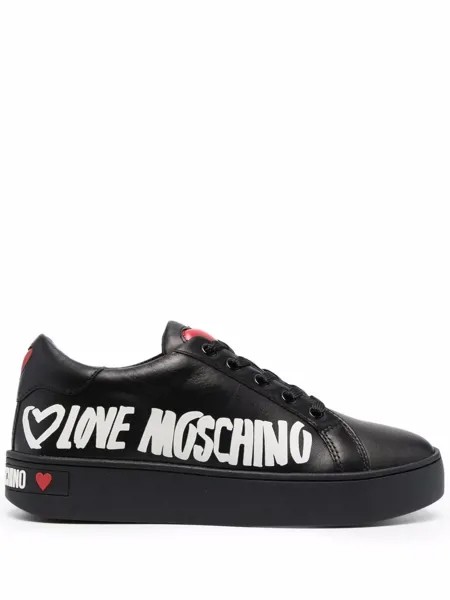 Love Moschino кроссовки с принтом граффити