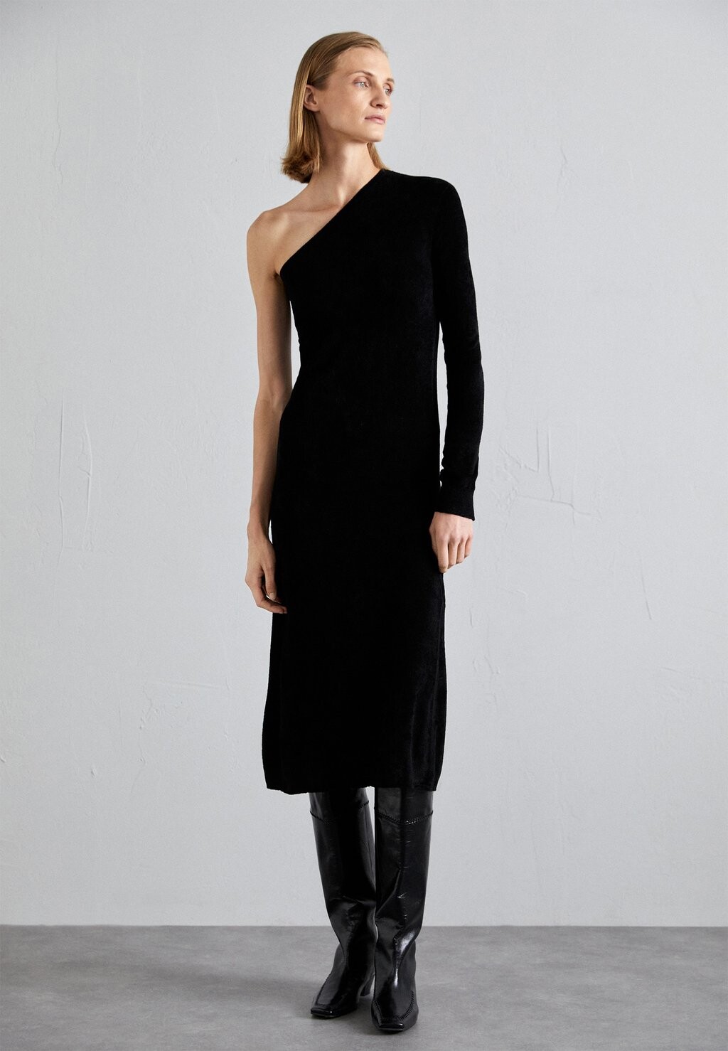 Элегантное платье One Shoulder Dress Filippa K, черный