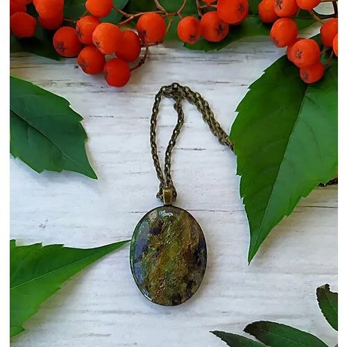Бусы, кианит, мультиколор