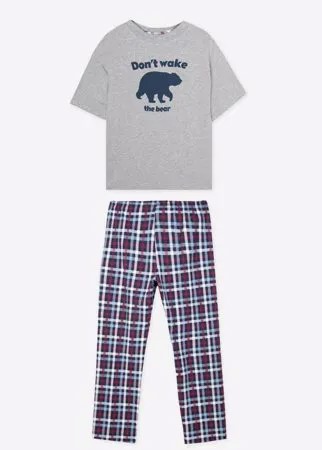 Пижама с принтом Don't wake the bear и брюками в клетку для мальчика Gloria Jeans
