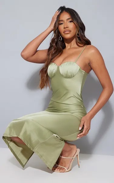 PrettyLittleThing Зеленое атласное платье миди с чашками и бретелями Sage Green