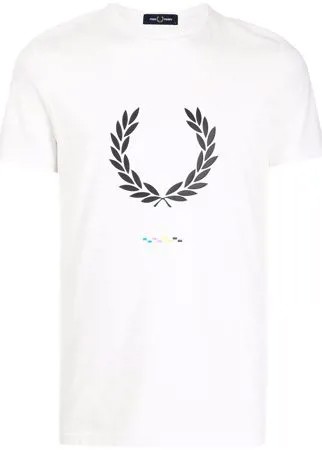 FRED PERRY футболка с логотипом