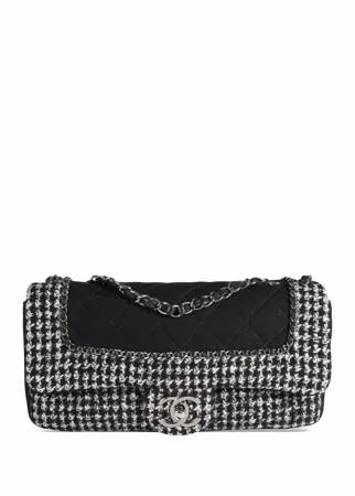 Chanel Pre-Owned сумка на плечо Classic Flap из букле в ломаную клетку