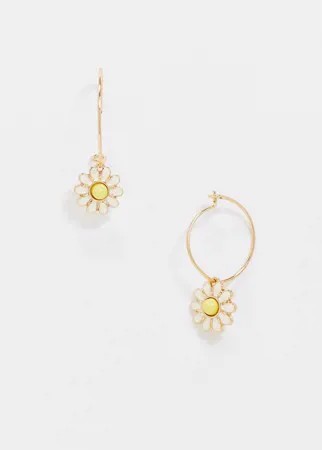 Золотистые серьги-кольца с подвесками-цветками ASOS DESIGN-Золотой