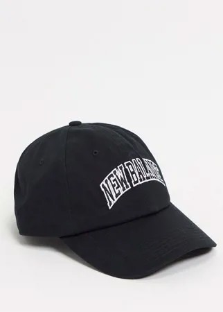 Черная кепка с логотипом в университетском стиле New Balance-Черный цвет