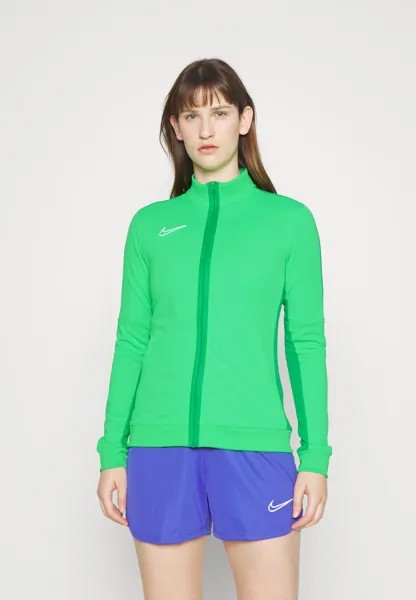 Спортивная куртка Nike