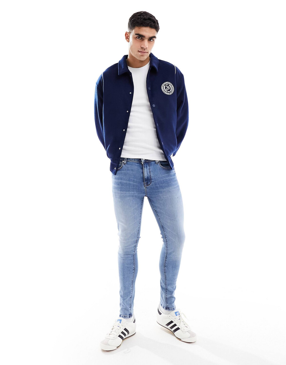 Джинсы Asos Design Spray With Power-stretch, светло-синий