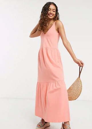Розовое ярусное платье макси с бретелями ASOS DESIGN Petite-Розовый цвет