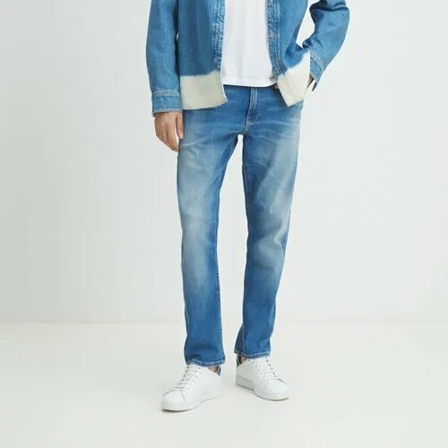 Джинсы Calvin Klein Jeans, размер W30/L32, светло-синий
