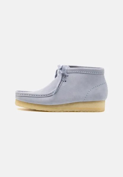 Спортивные туфли на шнуровке Wallabee Clarks Originals, цвет cloud grey