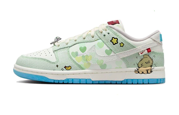 Кроссовки Nike Dunk Skateboarding Shoes Women's Low-top White/Green, зеленый