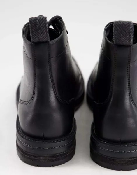 Черные ботинки с волчьим носком Walk London