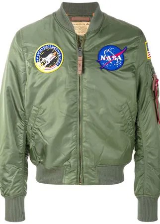 Alpha Industries куртка бомбер с нашивками