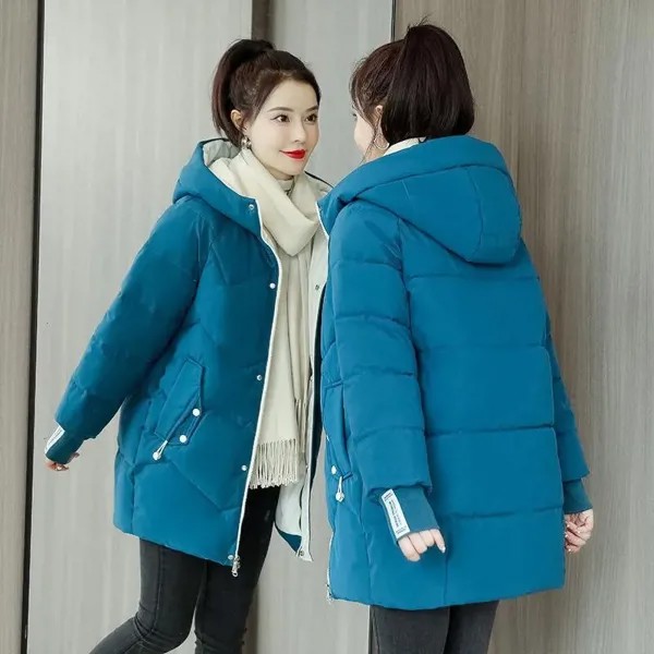 2022 Новая зимняя куртка Parkas с капюшоном Женщины Пальто Свободные хлопчатобумажные длинные куртки Женские Parka Теплые повседневные пальто Outwear