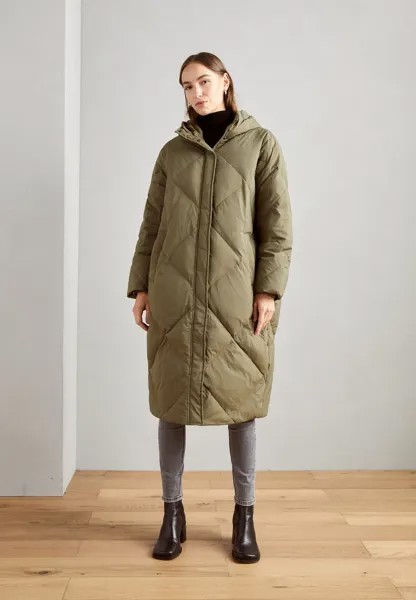 Куртка Esprit, цвет khaki green