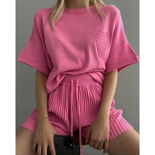 Костюм, футболка и шорты, повседневный стиль, свободный силуэт, вязаная, трикотажный, пояс на резинке, размер 42-48, розовый