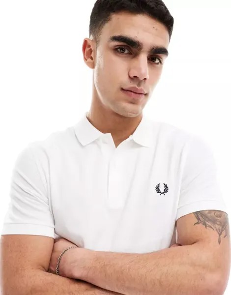 Простая белая рубашка-поло унисекс Fred Perry