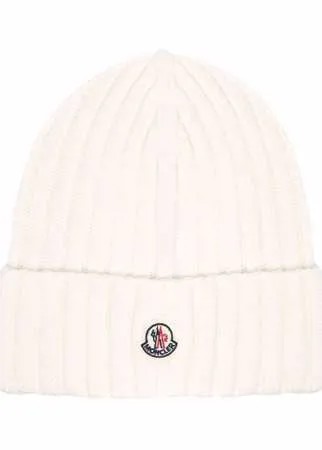 Moncler шапка бини в рубчик с нашивкой-логотипом