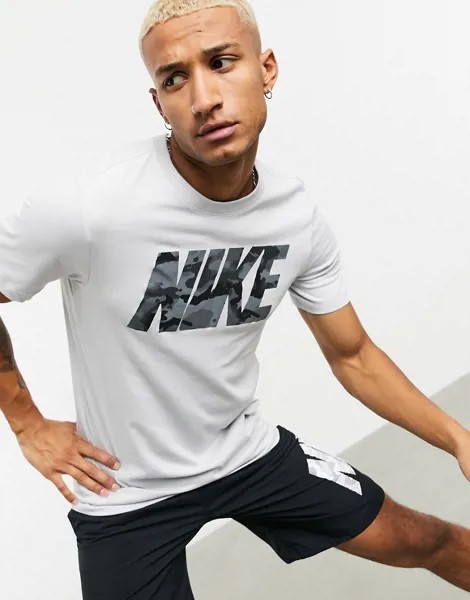 Серая футболка с логотипом Nike Training-Серый