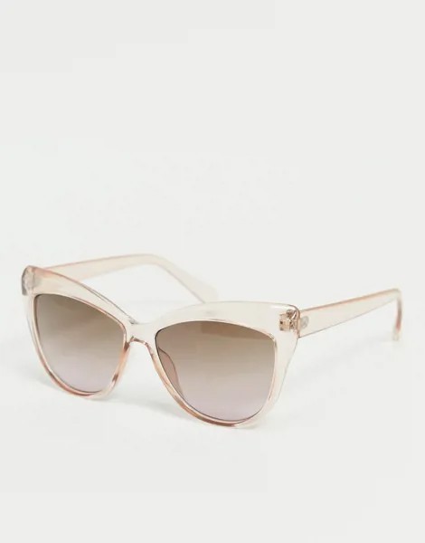 Светло-розовые солнцезащитные очки в крупной оправе 
