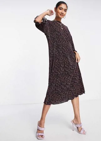 Темное платье-футболка миди в стиле oversized из плиссированного материала с цветочным принтом ASOS DESIGN-Разноцветный