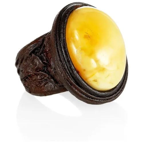 Amberholl Кольцо-перстень из натуральной кожи с овальной вставкой из медового янтаря «Нефертити»