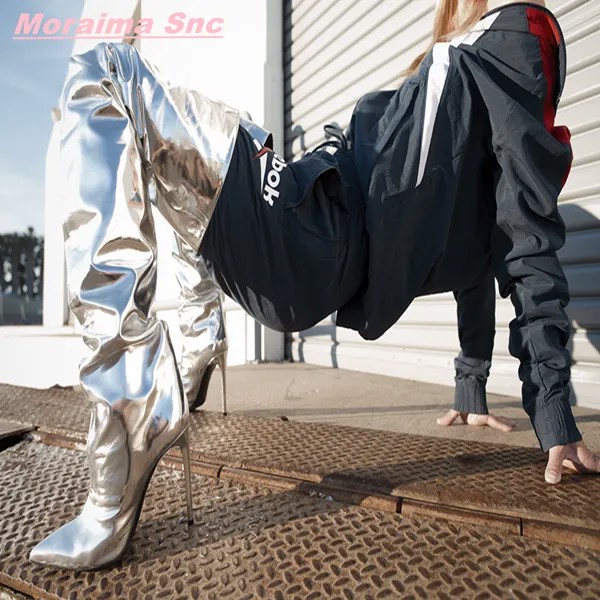 Женские Серебристые сапоги, однотонные уникальные плиссированные Сапоги выше колена с боковой молнией, подиумная обувь, Новое поступление 2022