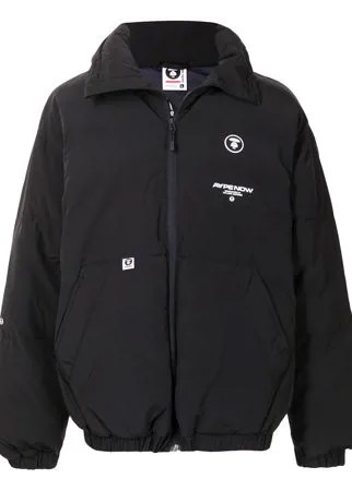 AAPE BY *A BATHING APE® пуховик с нашивкой-логотипом