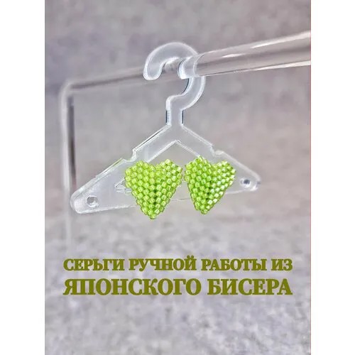 Серьги пусеты, размер 15 мм, салатовый