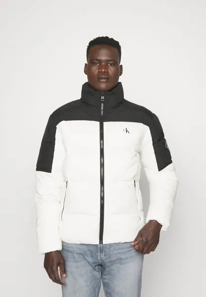 Зимняя куртка Calvin Klein Jeans BLOCKING PUFFER JACKET, цвет ivory/black