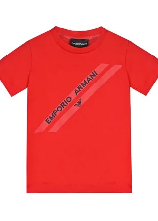 Красная футболка с эмблемой бренда Emporio Armani
