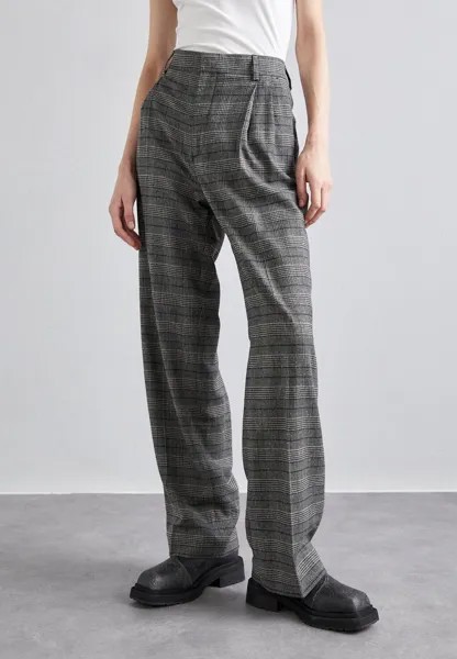 Брюки Trousers Filippa K, цвет grey