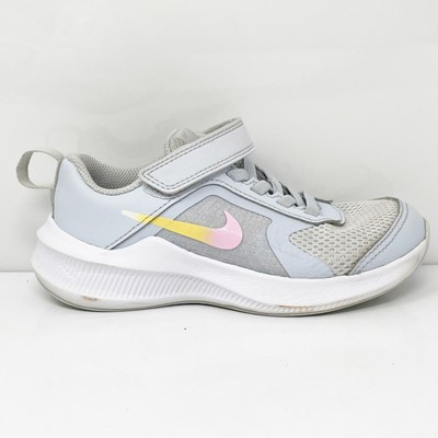 Nike Girls Downshifter 11 SE CZ3966-001 Серые кроссовки кроссовки размер 11 C