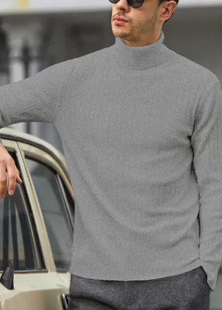 Вязаный свитер с высоким воротником в рубчик для мужчины