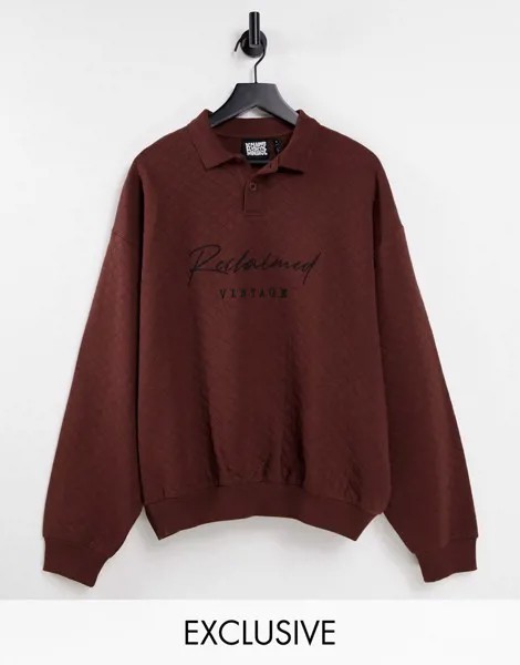 Коричневый oversized-свитшот с V-образным вырезом и контрастной вышивкой в стиле унисекс Reclaimed Vintage Inspired-Коричневый цвет