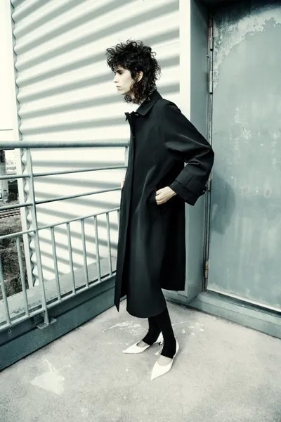 Водоотталкивающий тренч оверсайз ZARA, черный