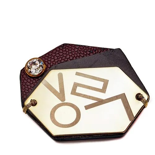 Брошь Moon Paris, Ringo, с надписью,кожа, кристалл, MR-1911-004 бордовый