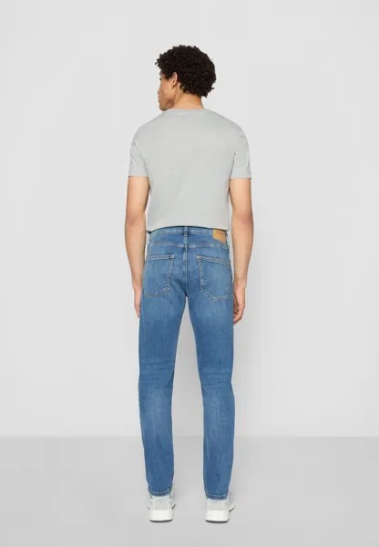 Джинсы прямого кроя – синие, средней стирки Esprit, цвет Blue Medium Wash