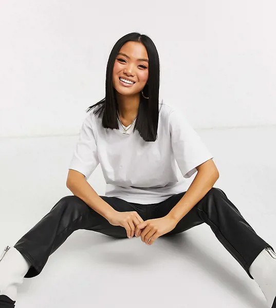 Белая футболка в стиле oversized ASOS DESIGN Petite-Белый