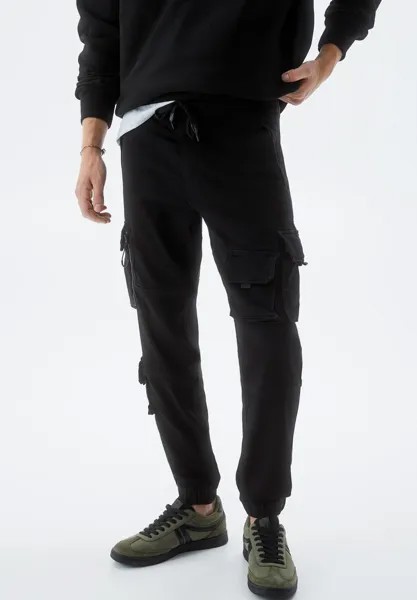 Спортивные брюки With Multiple Pockets PULL&BEAR, черный