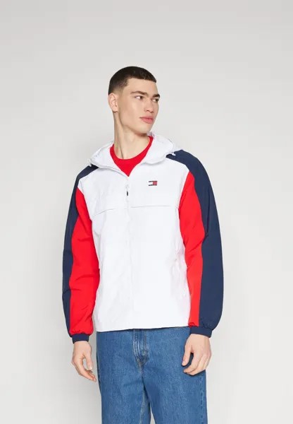 Легкая куртка CHICAGO WINDBREAKER Tommy Jeans, цвет white multi