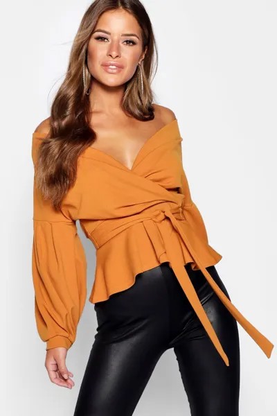 Маленькая блузка с открытыми плечами Boohoo, горчичный