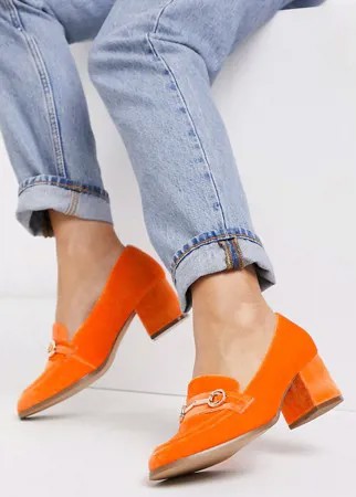Оранжевые бархатные лоферы на среднем каблуке для широкой стопы ASOS DESIGN-Оранжевый цвет