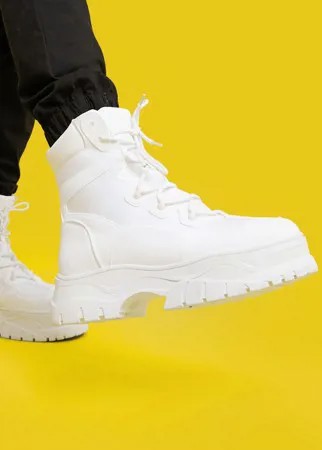 Кремовые ботинки из искусственной замши на шнуровке и толстой подошве ASOS DESIGN-Белый